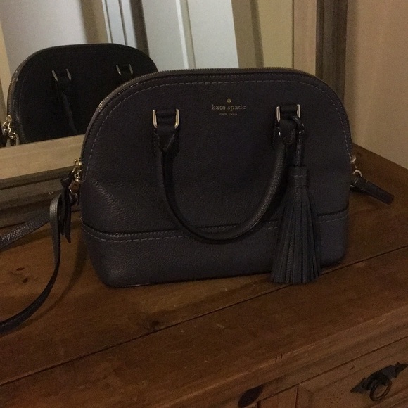 Kate Spade purse - Picture 1 of 7